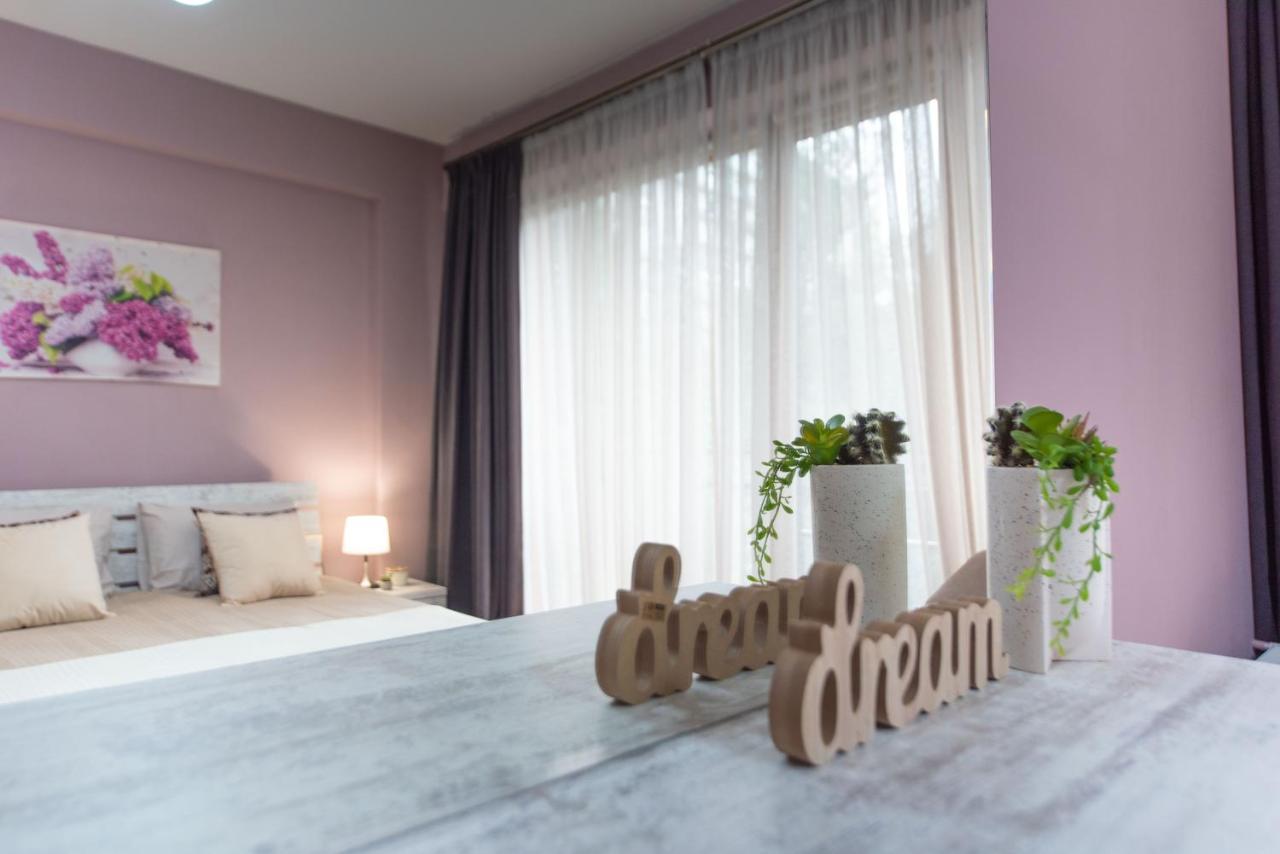 Gg Home - Cozy 2-Bedroom Apartment On Givi Kartozia Tbilisi ภายนอก รูปภาพ