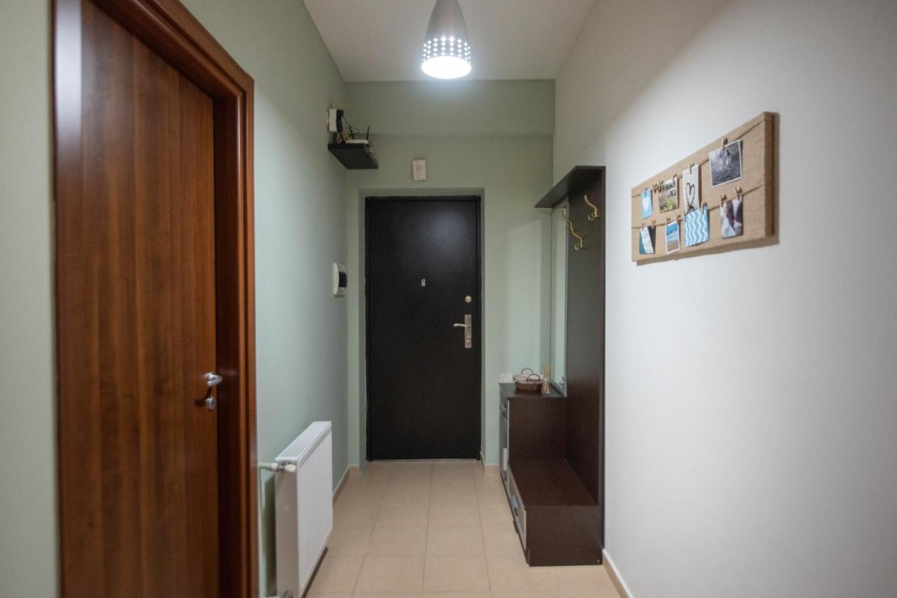 Gg Home - Cozy 2-Bedroom Apartment On Givi Kartozia Tbilisi ภายนอก รูปภาพ